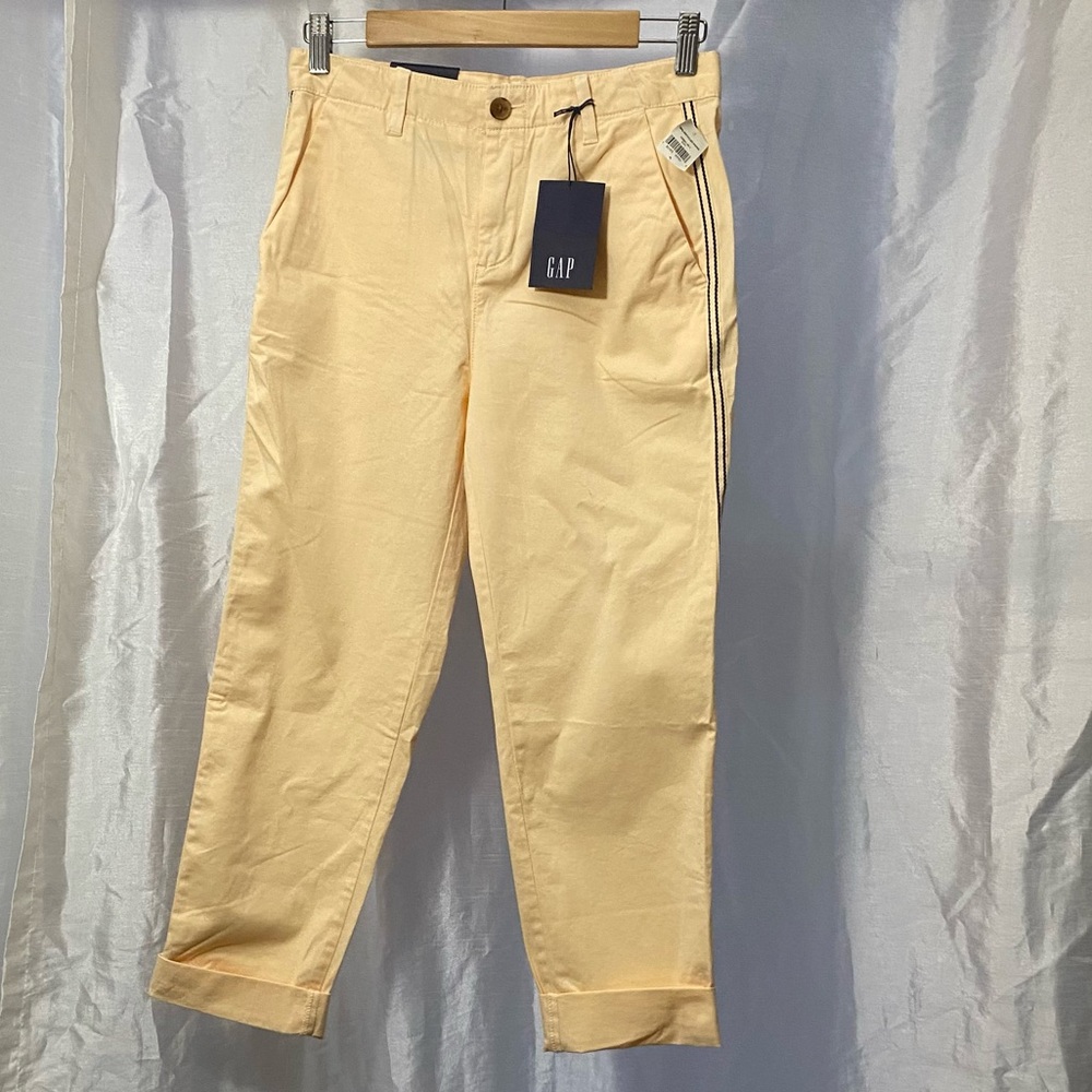Gap Mid rise Jean
